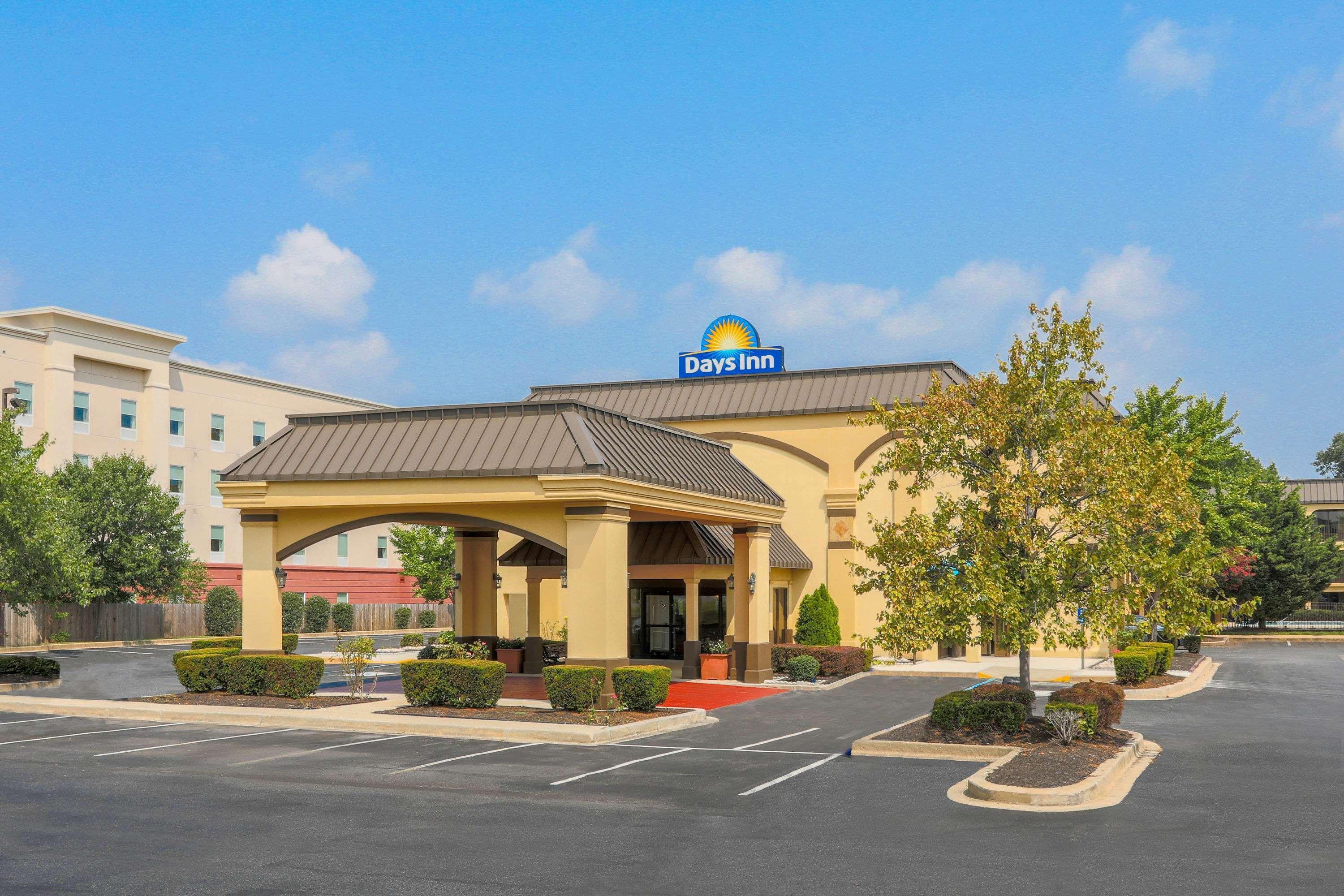 Days Inn By Wyndham Newark Wilmington Eksteriør bilde