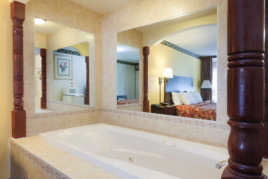 Days Inn By Wyndham Newark Wilmington Rom bilde