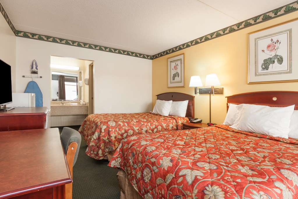 Days Inn By Wyndham Newark Wilmington Rom bilde